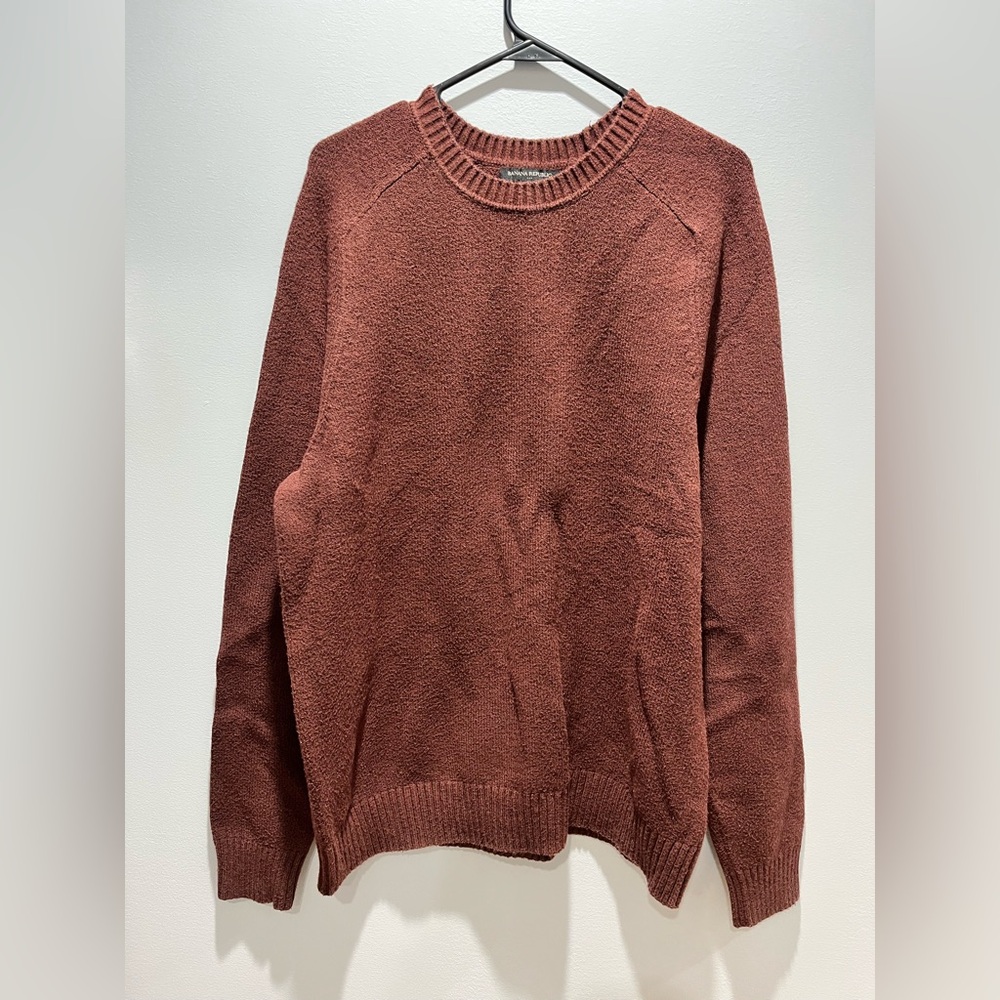 Men's XL Banana Republic maroon crewneck sweater.No โ material Tag